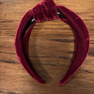 Lele Sadoughi Crimson Velvet Headband